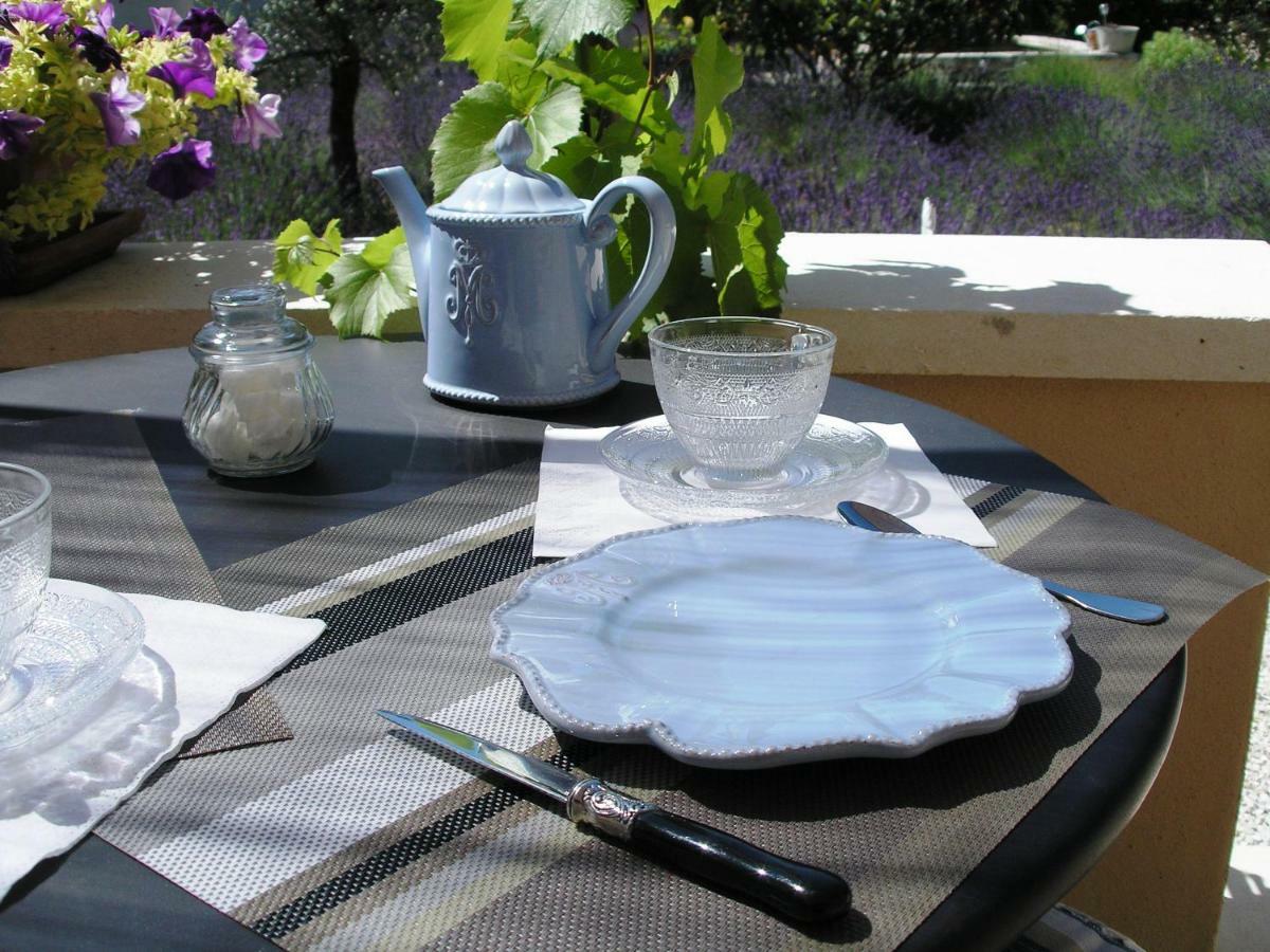 Clos Des Lavandes - Chambres Et Suites De Charme Climatisees-Luberon Lacoste  Exterior photo